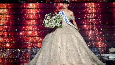 A victory for diversity? For the first time in 100 years, the winner of Miss France has short hair