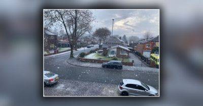 LIVE: Snow falls across Greater Manchester with yellow weather warning issued - latest updates