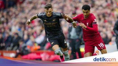 Mikel Arteta - Gary Neville - David Raya - Arsenal Nekat Bangun Permainan dari Belakang Lawan Liverpool? - sport.detik.com - Liverpool