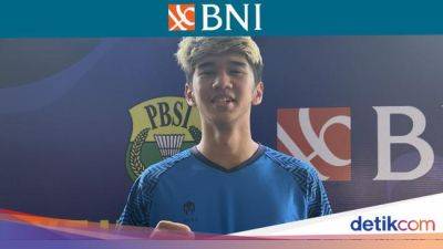 Momen Duta Sheila on 7 Dukung Ayman di Tribune BNI Kejurnas PBSI 2023 - sport.detik.com
