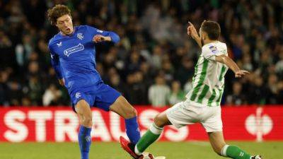 Pezzella stunner helps Betis hold Girona to a draw