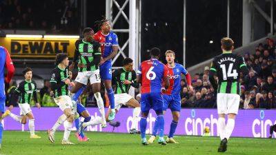 Danny Welbeck strikes late as Brighton rescue draw at Crystal Palace