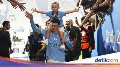 Julian Alvarez - Phil Foden - Man City Ketagihan Juara! - sport.detik.com