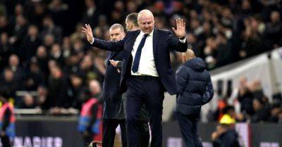 Ange Postecoglou - Michael Oliver - Sean Dyche - Emerson Royal - Guglielmo Vicario - Tottenham Hotspur - Stuart Attwell - VAR ‘over-reffed the moment’ – Sean Dyche unhappy with disallowed Everton goal - breakingnews.ie