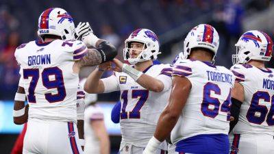 Cincinnati Bengals - Pittsburgh Steelers - Buffalo Bills escape the Los Angeles Chargers to continue late-season surge - rte.ie - Usa - Los Angeles - county Buffalo