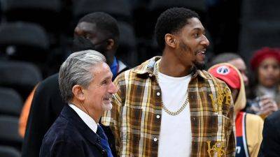 Bradley Beal urges Ted Leonsis to keep Wizards in city limits: 'You can't take the team out of D.C.'