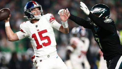 Brian Daboll - New York Giants bench Tommy DeVito for Tyrod Taylor in loss - ESPN - espn.com - New York - county Eagle - county Taylor - Lincoln