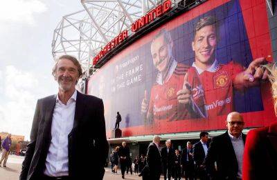 Jim Ratcliffe to buy 25% stake in Manchester United in deal worth £1.25bn