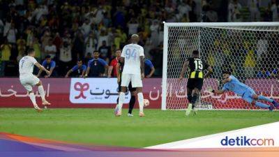 Cristiano Ronaldo - Karim Benzema - Anderson Talisca - Al Ittihad Vs Al Nassr: Ronaldo Cs Menang 5-2 - sport.detik.com - Saudi Arabia