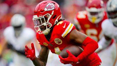 Chiefs' Rashee Rice tosses Raiders player's mouthpiece during in-game incident