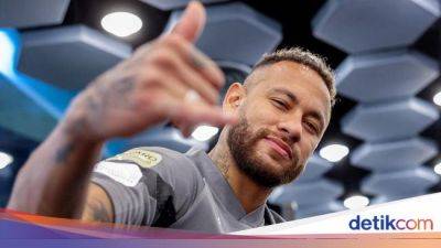 Pemulihan Cedera, Neymar Gelar Pesta di Kapal Pesiar