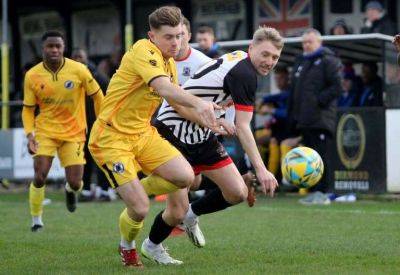 Deal Town boss Steve King insists they will be big underdogs at Southern Counties East Premier Division leaders Faversham Town this Saturday despite nine-game winning run