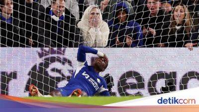 Nicolas Jackson - Semenit Apes Nicolas Jackson: Bola Melebar, Sekalinya Masuk eh Offside - sport.detik.com