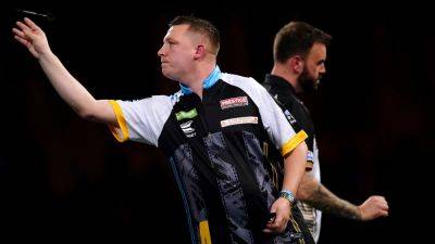 Michael Van-Gerwen - Michael Smith - Chris Dobey battles past Ross Smith into last 16 at Worlds - rte.ie - county Smith