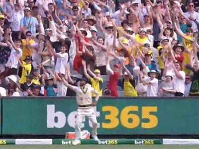 Watch: MCG Crowd Dances To Hasan Ali's Moves During Boxing Day Test. Video Breaks Internet