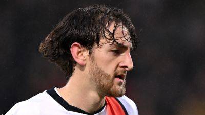 Recovering Luton captain Tom Lockyer 'bored' but in 'good spirits'