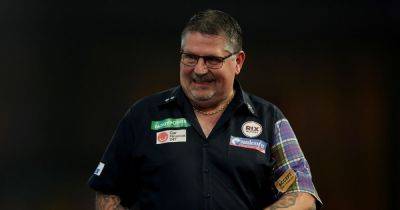 Gary Anderson surges in World Darts Championship as Flying Scotsman breezes into last 16 showdown - dailyrecord.co.uk - Scotland - county Anderson