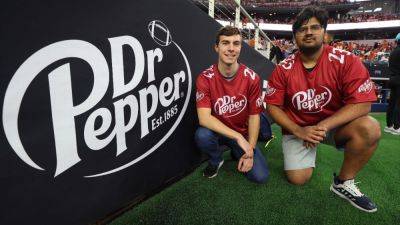 Dr Pepper halftime contest drama ends in two $100K winners - ESPN - espn.com - Georgia - state Texas - county Arlington - state Ohio