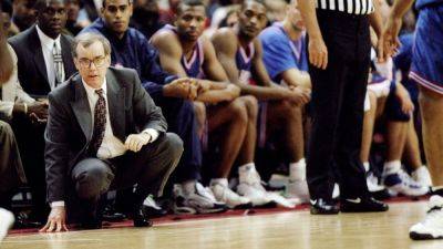 Former DePaul basketball player, coach Joey Meyer dies at 74 - ESPN