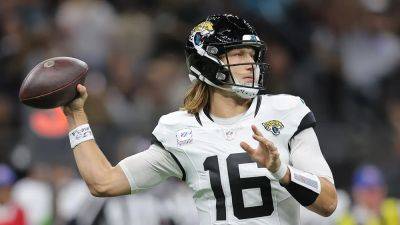 Trevor Lawrence - Jaguars star Trevor Lawrence's consecutive start streak to end, QB ruled out with shoulder injury - foxnews.com - state Louisiana - parish Orleans - Houston - county Bay