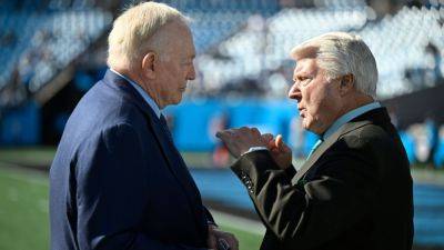 Jerry Jones - Jimmy Johnson embraces 'special' Cowboys Honor Ring enshrinement - ESPN - espn.com - state Texas - county Arlington - state Arkansas