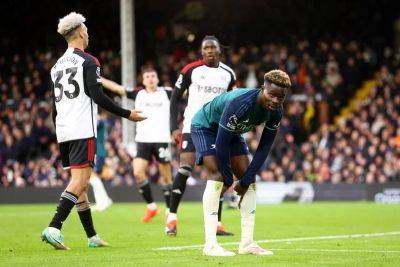Arsenal miss chance to end year on top as they falter against Fulham