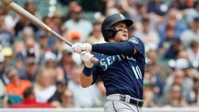 Mariners trading outfielder Jarred Kelenic, others to Braves - ESPN