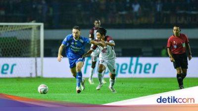 Marc Klok - David Da-Silva - Persib Bandung - Persib Vs PSM Tuntas Tanpa Pemenang - sport.detik.com