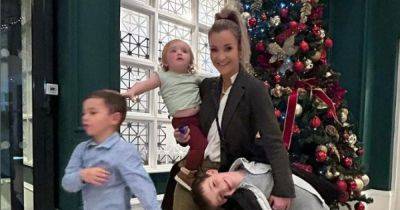 Gemma Atkinson - Helen Skelton - Helen Skelton tells Gemma Atkinson 'the joy' as she shares candid 'unrealistic' post with children - manchestereveningnews.co.uk - Instagram - city Santa