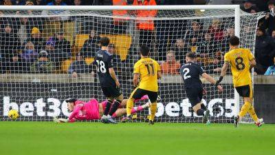 Wolves take advantage of Burnley's defensive blunder