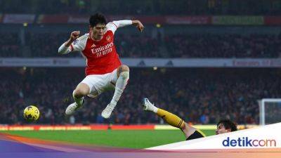 Mikel Arteta - Takehiro Tomiyasu - Asia Di-Piala - Liga Inggris - Arsenal Ditinggal Tomiyasu Beberapa Pekan - sport.detik.com
