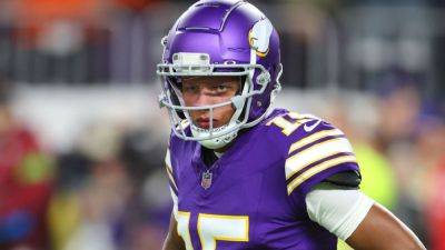 Kevin Oconnell - Vikings to start Josh Dobbs vs. Raiders despite turnovers - ESPN - espn.com - state Arizona - state Minnesota