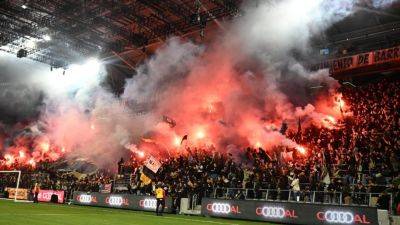 LAFC fined $100K, fan group suspended for illegal flares - ESPN - espn.com - county Union - state Ohio