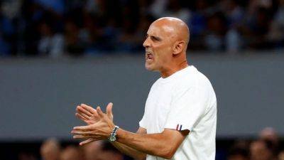 Muscat to stand down as Yokohama F Marinos coach