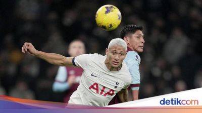 Cristian Romero - Tottenham Hotspur - West Ham United - Liga Inggris - Tottenham Gagal Menang Lagi, Ukir Rekor Pahit - sport.detik.com