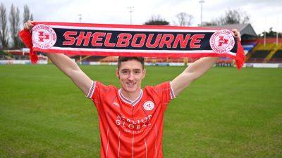 Shelbourne add to squad with signing of John Martin from Dundalk