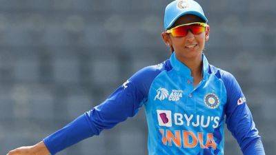 Fan Breaks Into Tears After Failing To Meet Harmanpreet Kaur. Indian Women's Cricket Team Star Says...