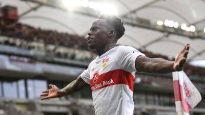 Ahamada joins Crystal Palace from Stuttgart