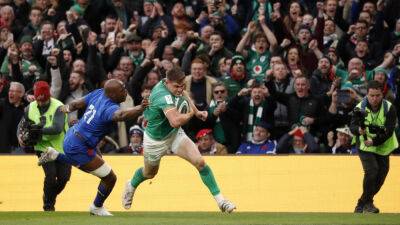 Ireland beat title-holders France 32-19 in Six Nations classic