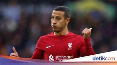 Virgil Van-Dijk - Thiago Alcantara - Luis Díaz - Liga Inggris - Derby Merseyside - Thiago Alcantara Cedera, Absen Sampai Maret - sport.detik.com - Manchester - Liverpool