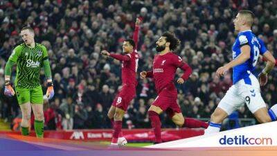 James Tarkowski - Darwin Núñez - Cody Gakpo - Ellis Simms - Babak Pertama - Liga Inggris - Liverpool Ungguli Everton di Babak Pertama - sport.detik.com - Jordan - Liverpool