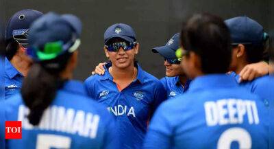 Ashleigh Gardner - Harmanpreet Kaur - WPL Auction: Smriti Mandhana tops money chart as RCB pips Mumbai Indians - timesofindia.indiatimes.com - Australia - India - Pakistan -  Bangalore