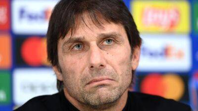 Antonio Conte - AC Milan vs Tottenham: Antonio Conte says some of his players 'collapse' under pressure ahead of last 16 tie - eurosport.com - Manchester - Italy
