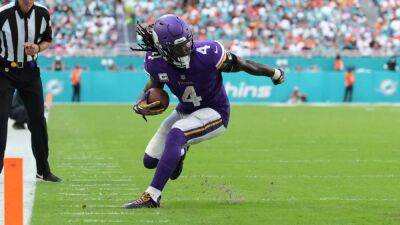 Adam Schefter - Vikings running back Dalvin Cook undergoes shoulder surgery - espn.com - Florida - state Minnesota