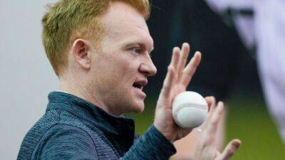 MLB plans to emphasize enforcement of balks as changes kick in - espn.com