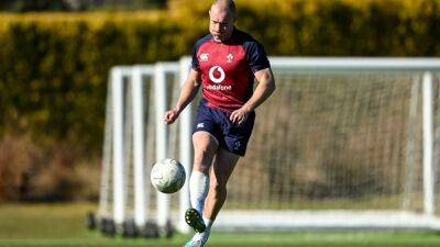 Johnny Sexton - Andy Farrell - Keith Earls - Cian Healy - Keith Earls backed to bounce back after missing out for club and country - rte.ie - France - Ireland - New Zealand - Jordan