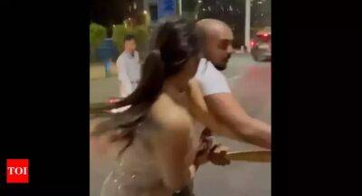 Prithvi Shaw attacked by 'fans' with baseball bat after bitter row over selfies - timesofindia.indiatimes.com -  Mumbai