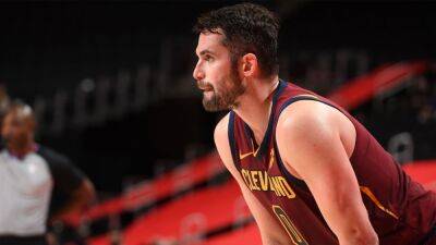 Kevin Love - Sources - Cavaliers, Kevin Love working toward possible buyout - espn.com - county Cleveland - county Cavalier