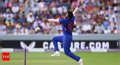 Shane Warne - Jasprit Bumrah needs to put less pressure on the body to avoid injury: Alan Mullally - timesofindia.indiatimes.com - Australia - India