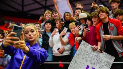 Olivia Dunne - LSU’s Olivia Dunne shares Valentine’s Day messages: 'If you want to make out with me, just ask' - foxnews.com - New York - state Utah